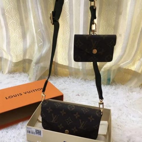 Fashionable leather bag for women