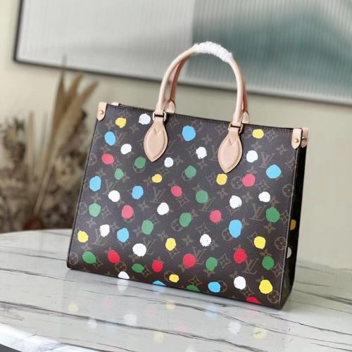 Fashionable leather bag for women