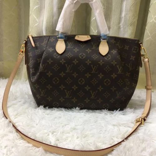 Fashionable leather bag for women