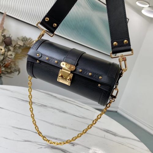 Leather messenger bag