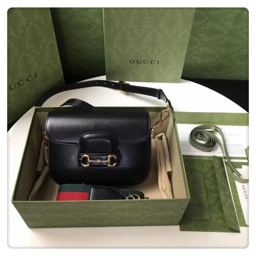 Fashionable leather bag for women