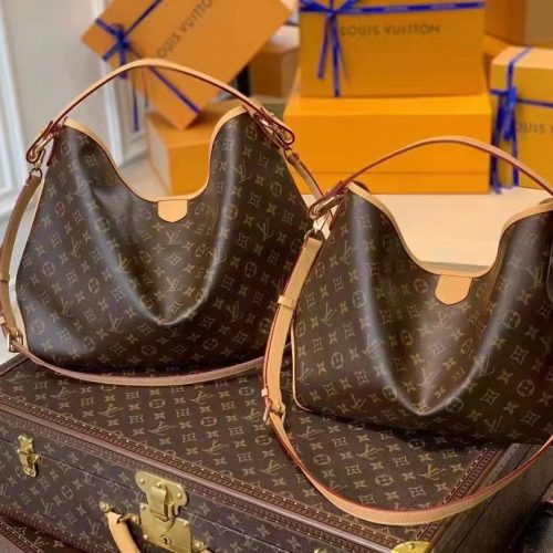 Fashionable leather bag for women