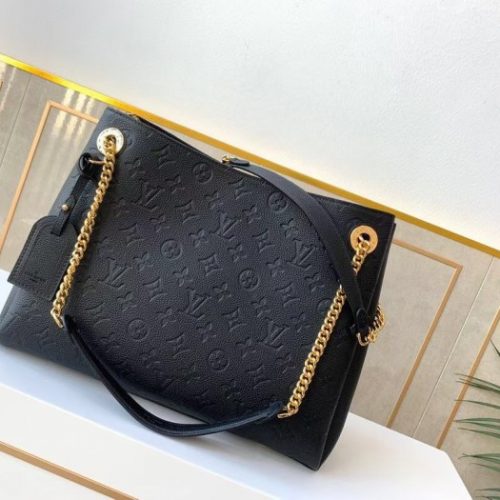 Fashionable leather bag for women