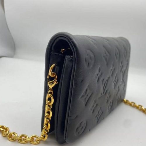 Fashionable leather bag for women