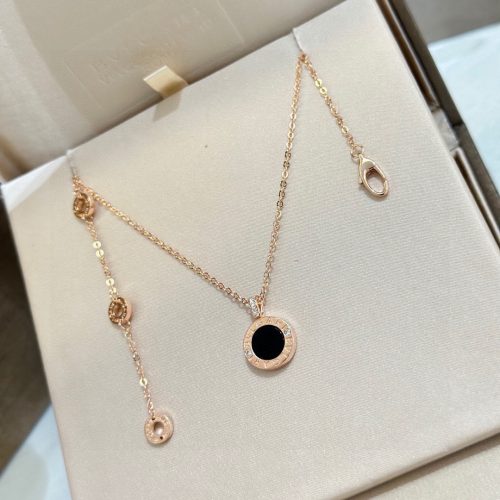 Bvl necklace