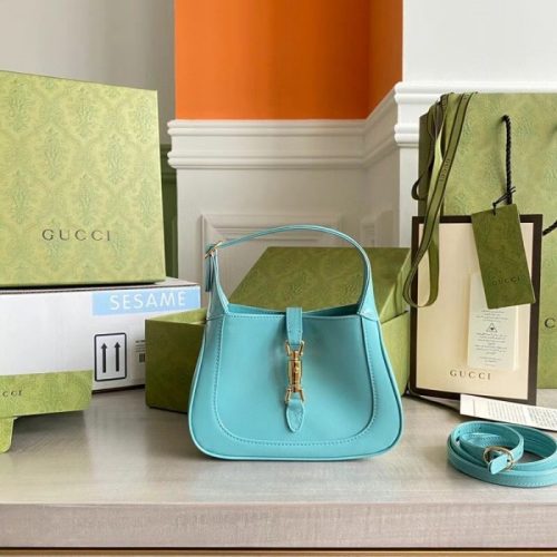 Jackie plain leather armpit bag 19cm