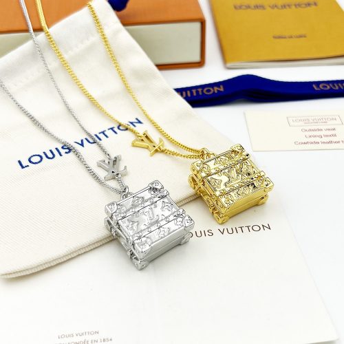 LL necklace