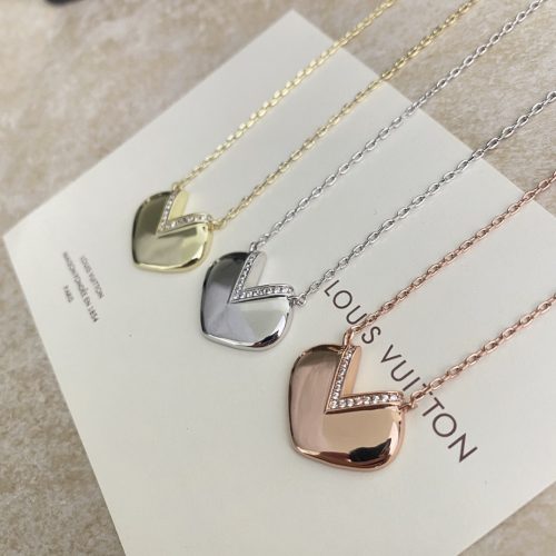LL necklace