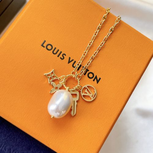 LL necklace