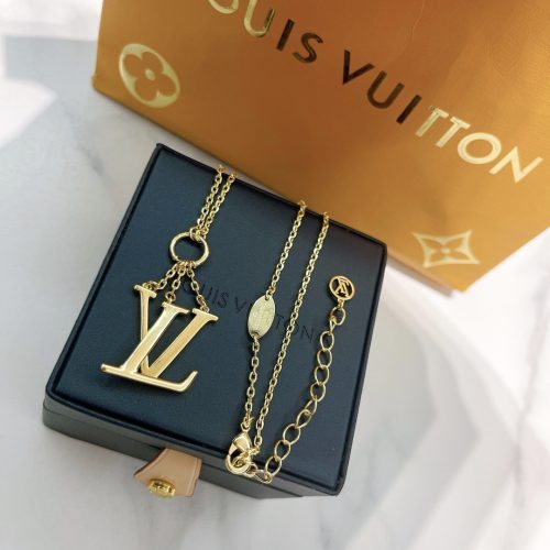 LL necklace
