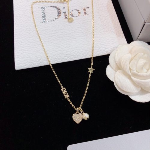 DD necklace