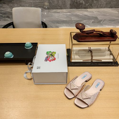PP Slippers
