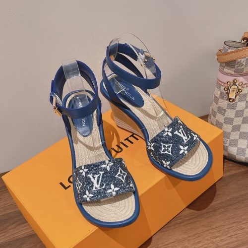 LL sandal