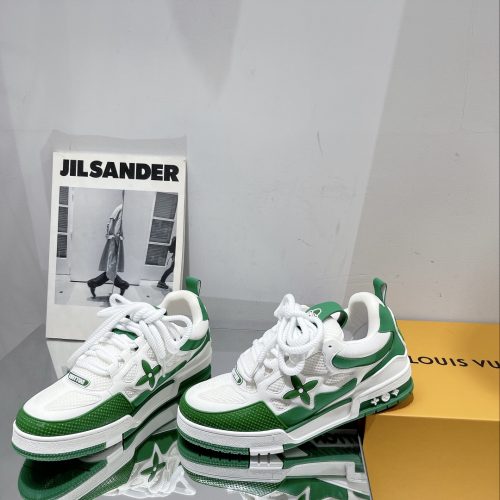 LL sports shoes