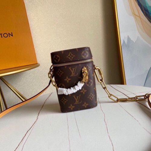 Fashionable leather bag for women