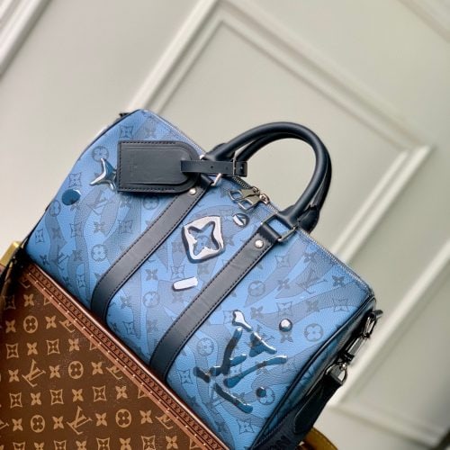LL travelling bag
