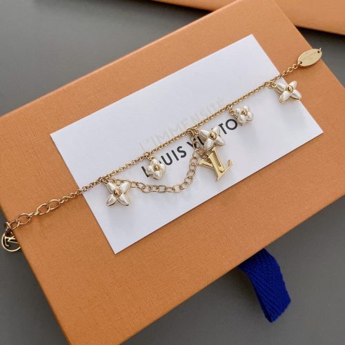 L bracelet