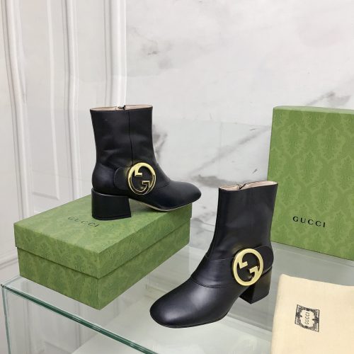 GG short boots