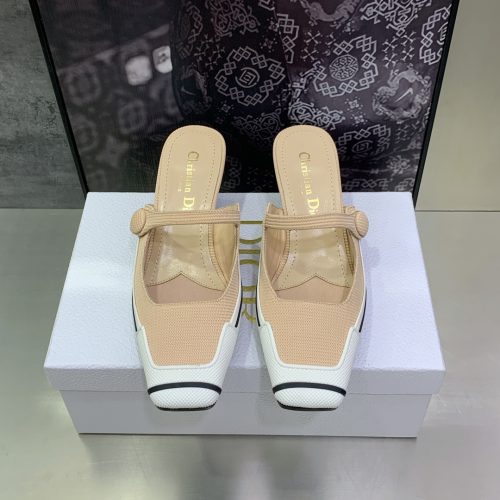 DD slippers