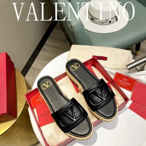 VAL slippers