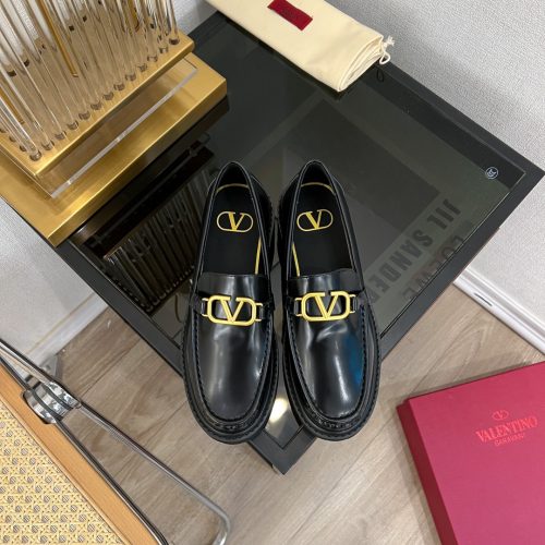 VAL casual shoes