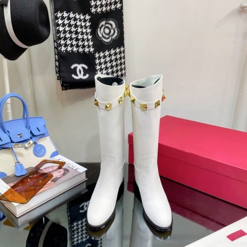 VAL boots