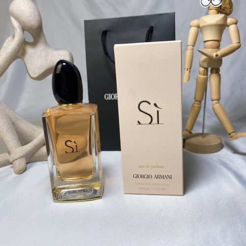 AM perfume