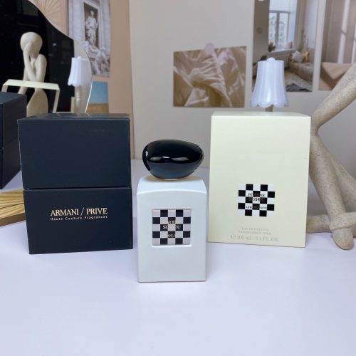 AM perfume