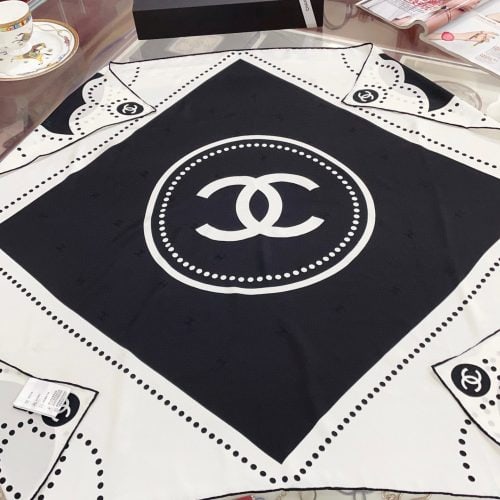 CH scarf