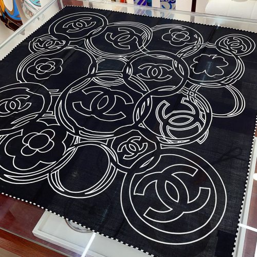 CH scarf