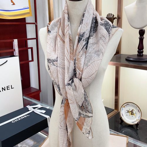 CH scarf