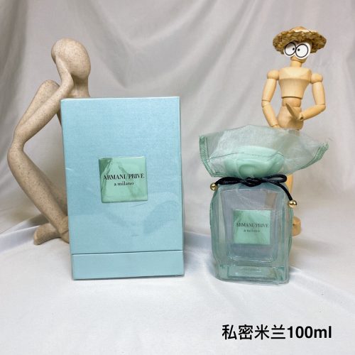 AM perfume