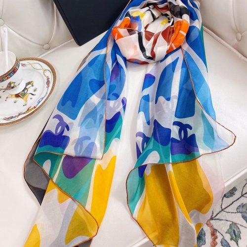 CH scarf