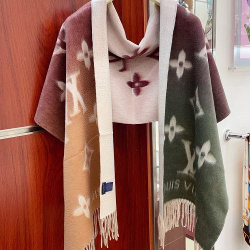 LL scarf