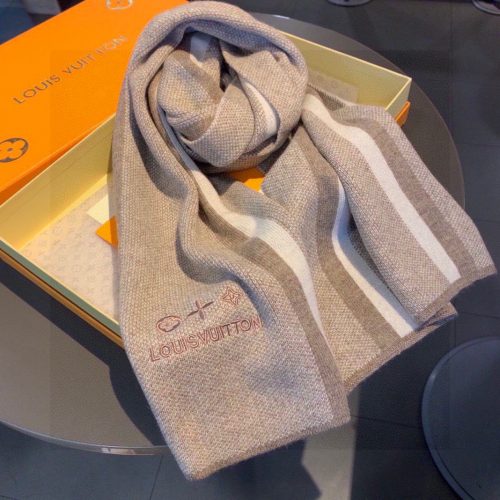 LL scarf