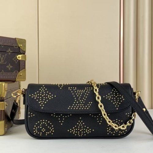 Wallet on Chain Ivy Handbag