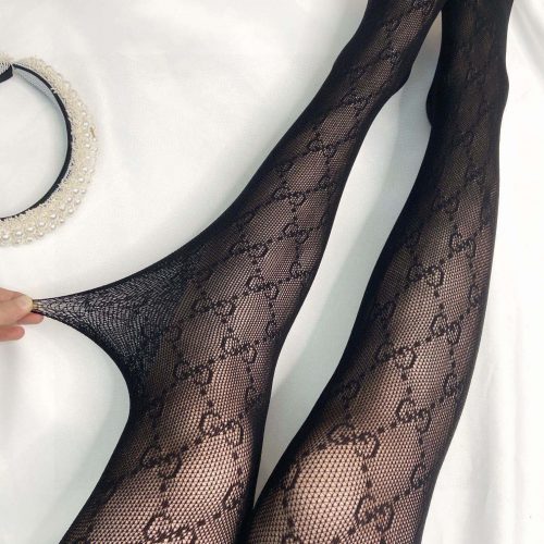 silk stockings/socks