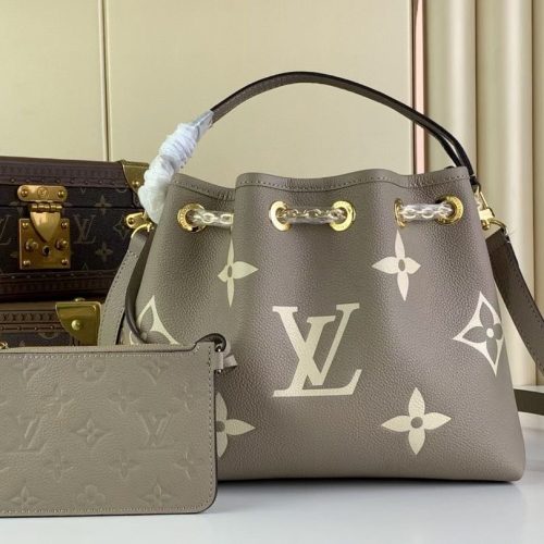 Bundle handbag