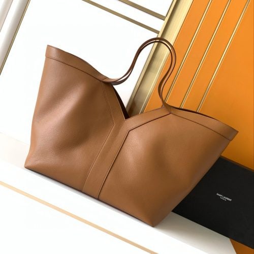 New fine grain leather tote bag