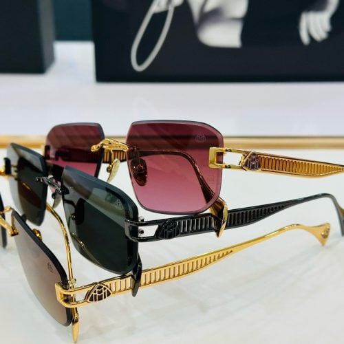 Eyeglasses