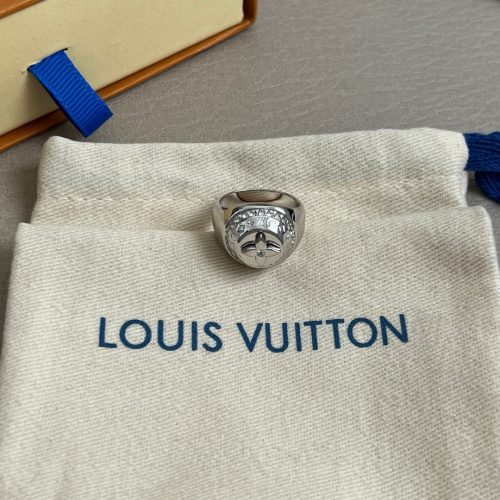 LL Ring