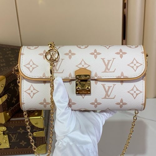 POCHETTE CLLE handbag